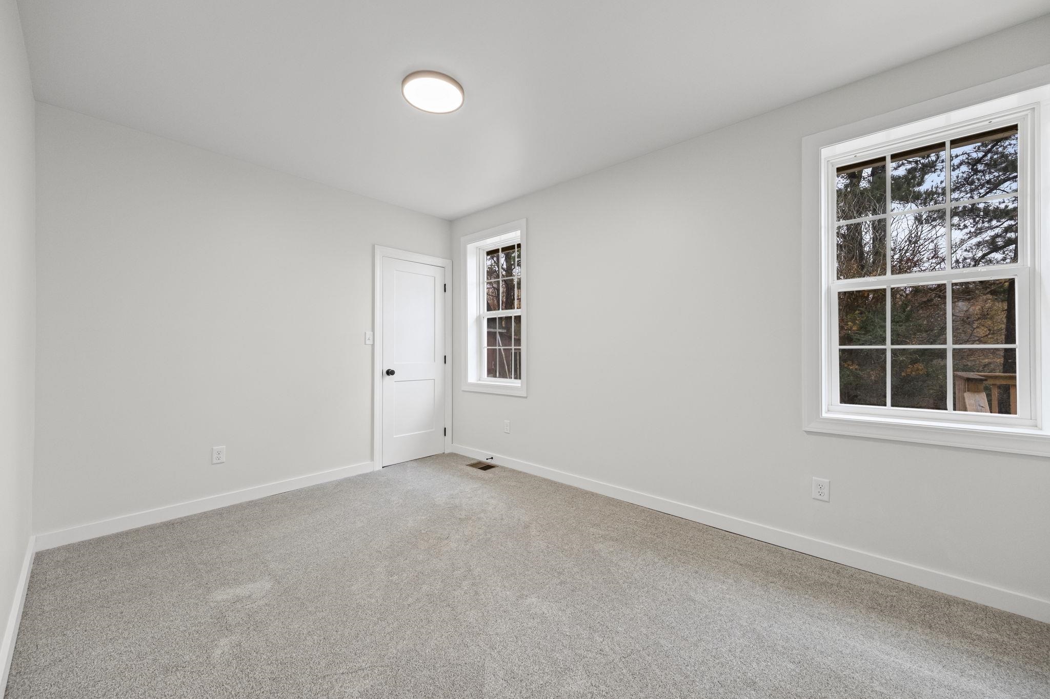 835 Curve Woodville Road Gates, TN 38037 - Photo 20 of 33 an empty room with a window