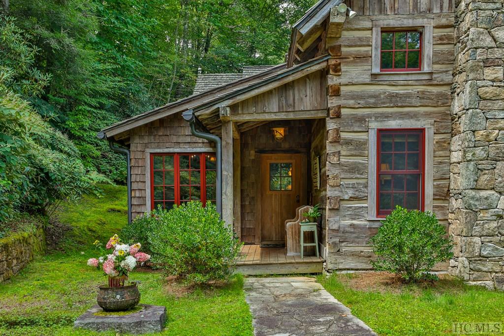 1124 Billy Cabin Road Highlands, NC 28741 - Photo 4 of 67 Gallery Image 4