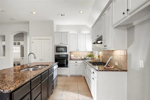 $565,000 | 609 Mayberry Drive, McKinney, TX 75071