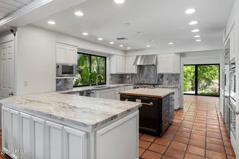 $3,295,000 | 6339 North 48th Place, Paradise Valley, AZ 85253