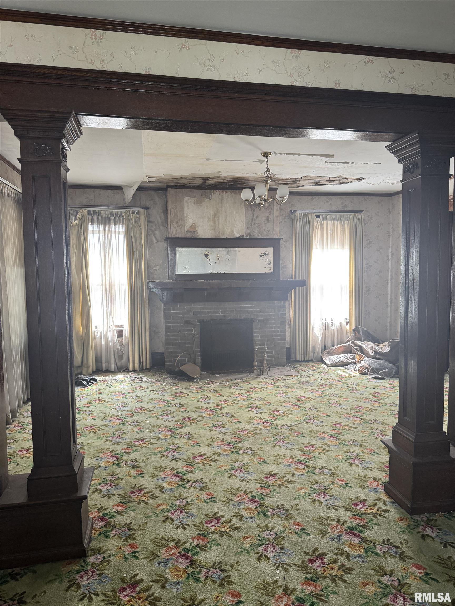1915 South 6th Street Springfield, IL 62703 - Photo 4 of 12