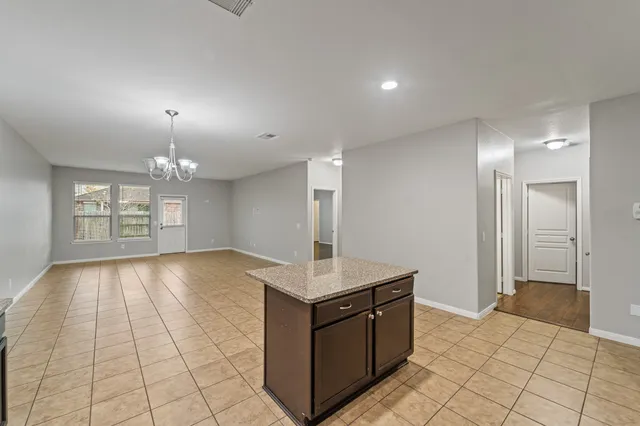 $2,200 | 815 Messina Lane, Richmond, TX 77469