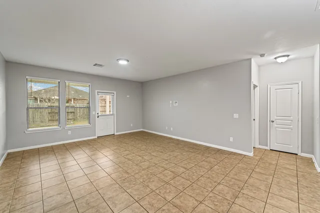 $2,200 | 815 Messina Lane, Richmond, TX 77469