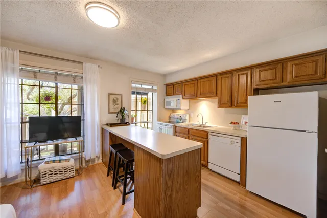 $94,900 | 1311 Antoine Drive, Unit 200, Houston, TX 77055