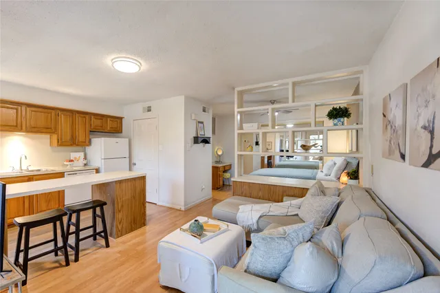 $94,900 | 1311 Antoine Drive, Unit 200, Houston, TX 77055