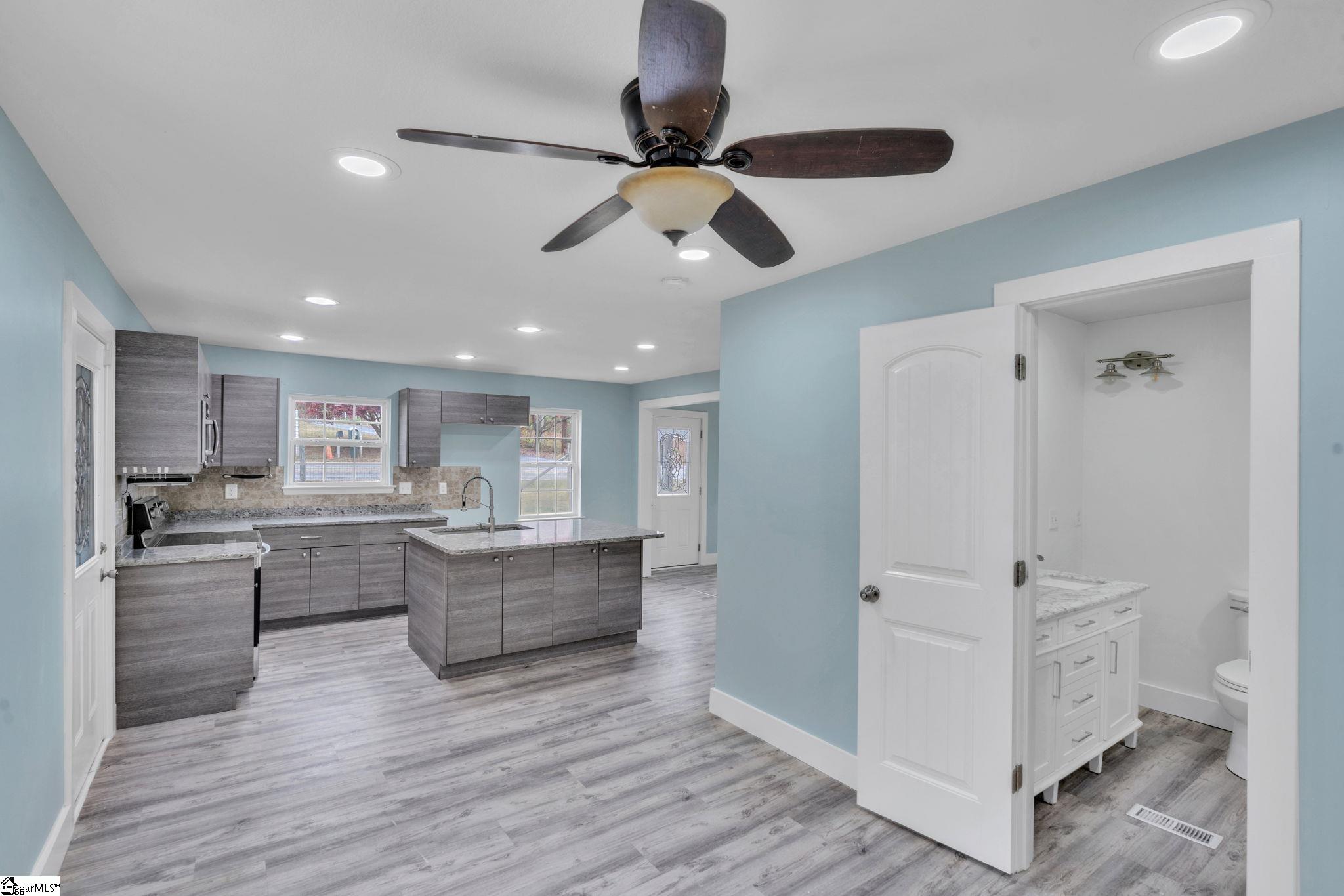 2505 East Tyger Bridge Road Greer, SC 29651 - Photo 3 of 34 Gallery Image 3