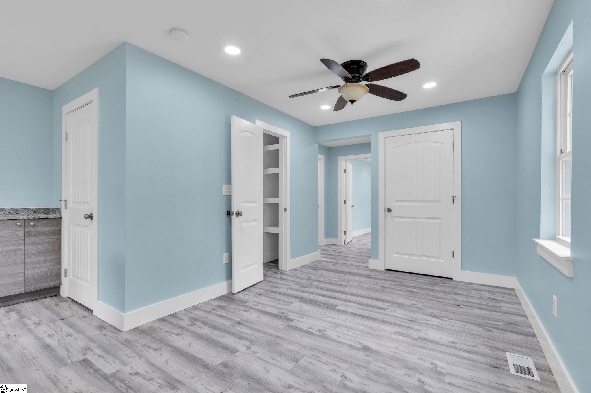 2505 East Tyger Bridge Road Greer, SC 29651 - Photo 9 of 34 Gallery Image 9