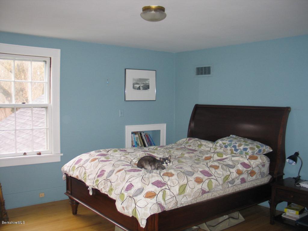 61 Ide Road Williamstown, MA 01267 - Photo 12 of 22 Master bedroom