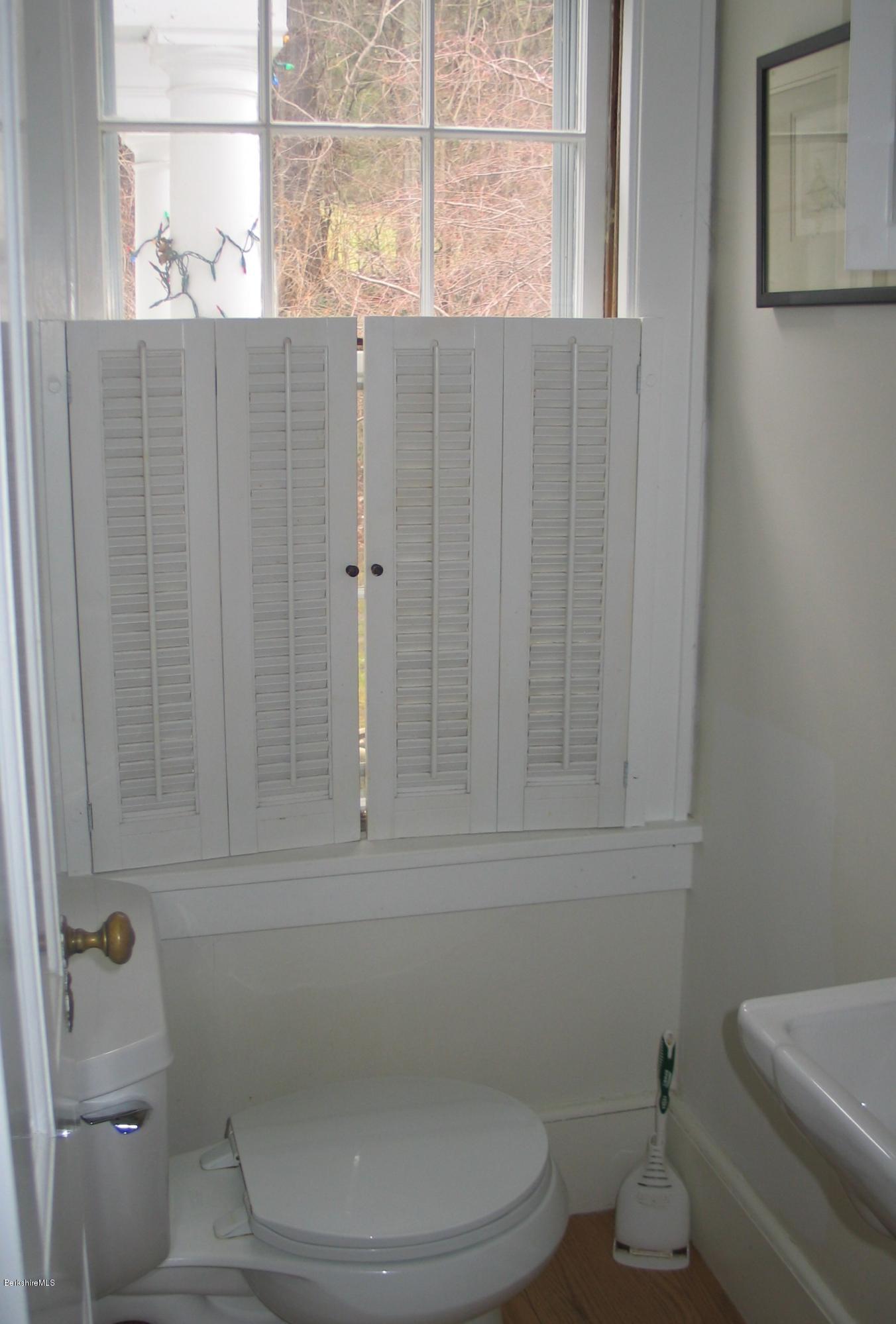 61 Ide Road Williamstown, MA 01267 - Photo 10 of 22 Half bath