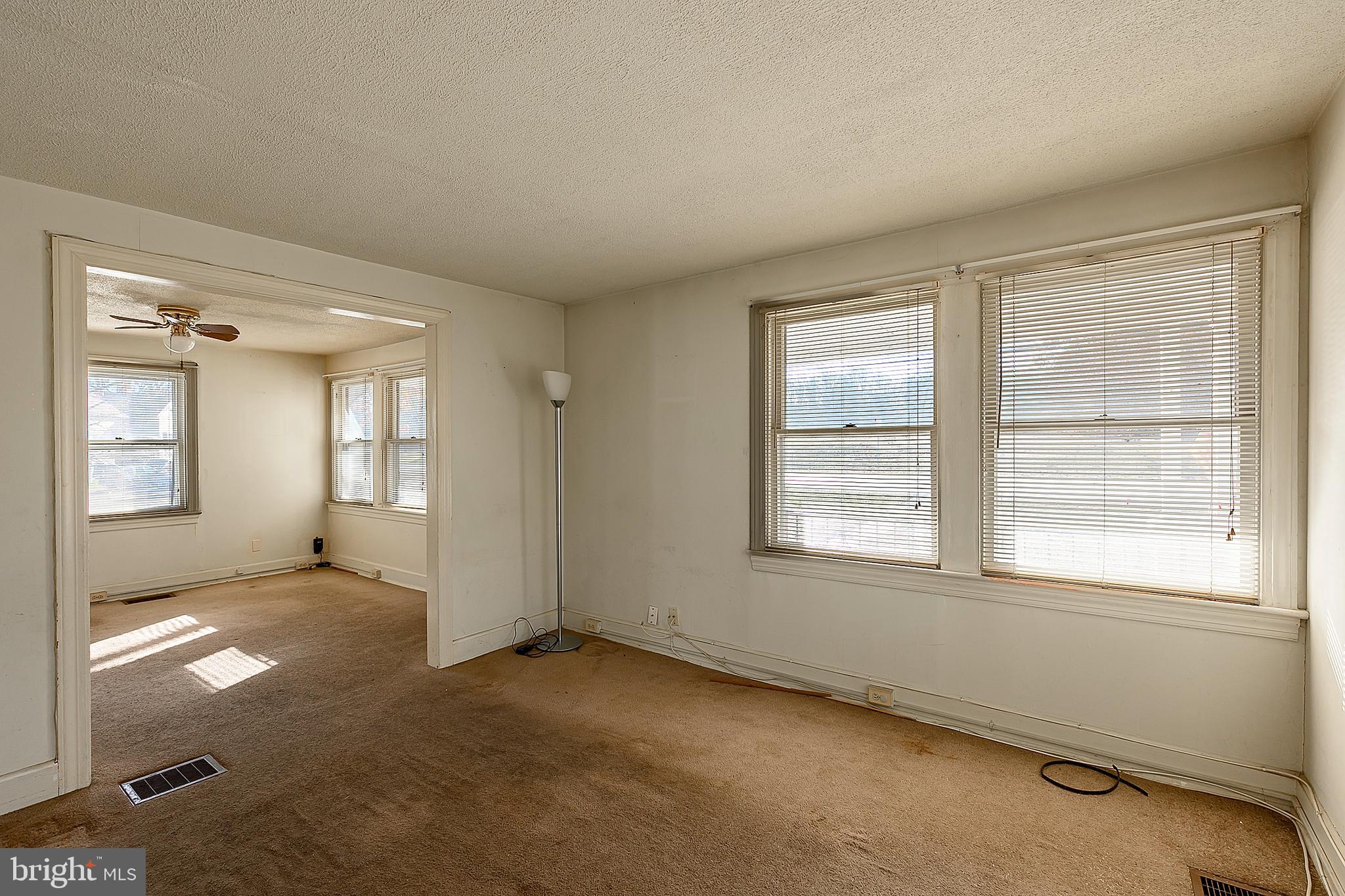 Living Room (alt view)