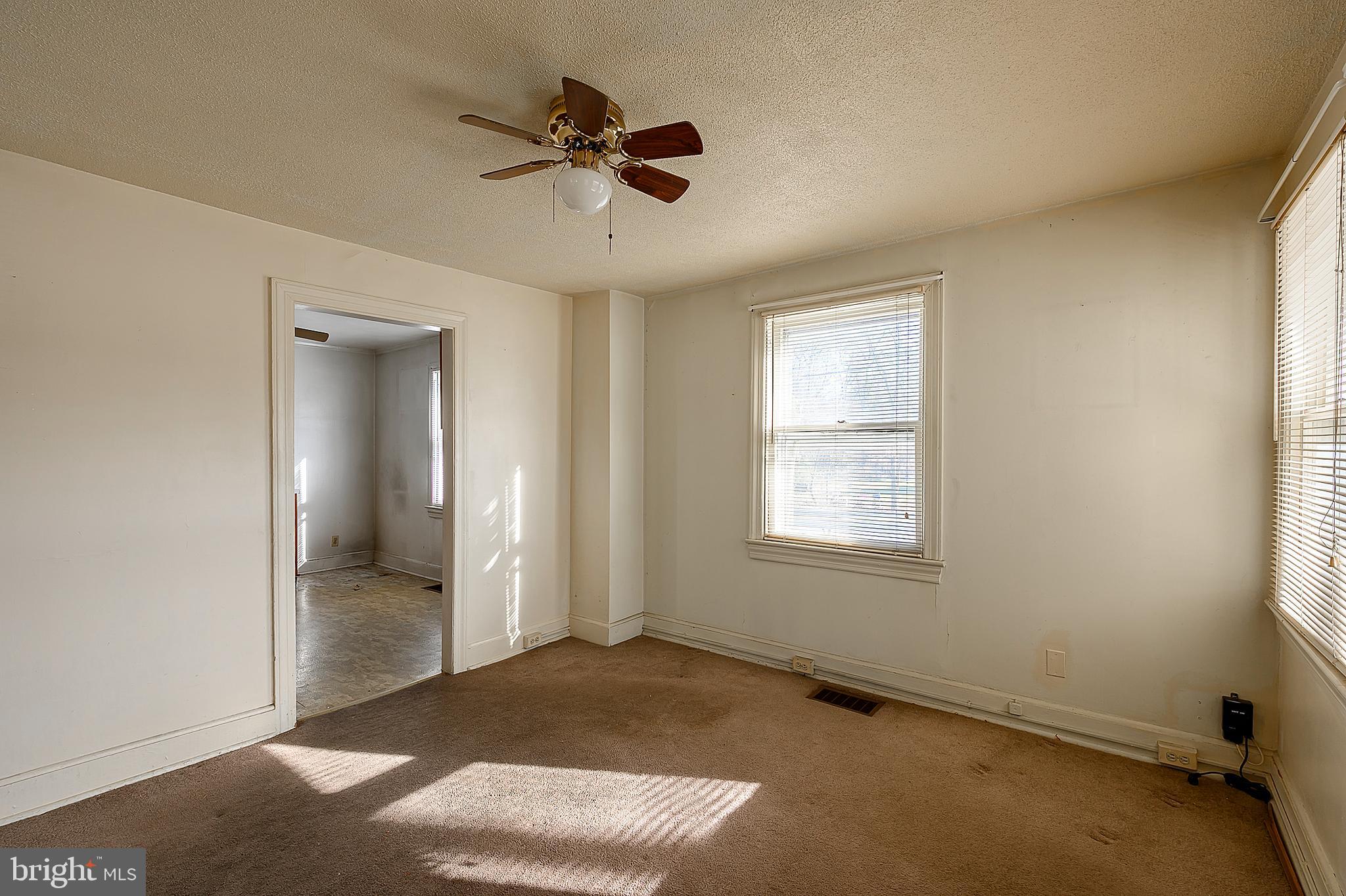 Dining Room (alt view)