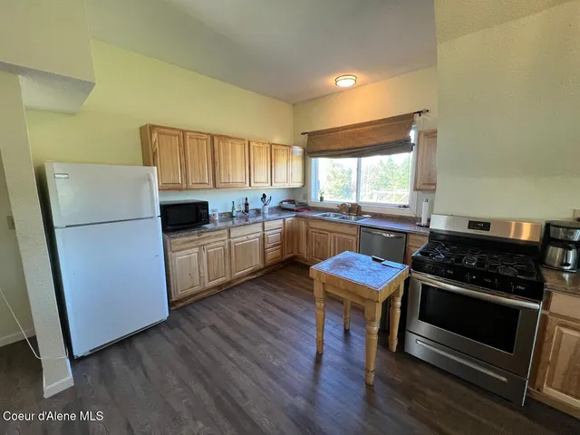 $420,000 | 571 Johns Crk Road, St. Maries, ID 83861