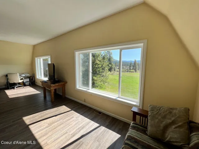 $420,000 | 571 Johns Crk Road, St. Maries, ID 83861
