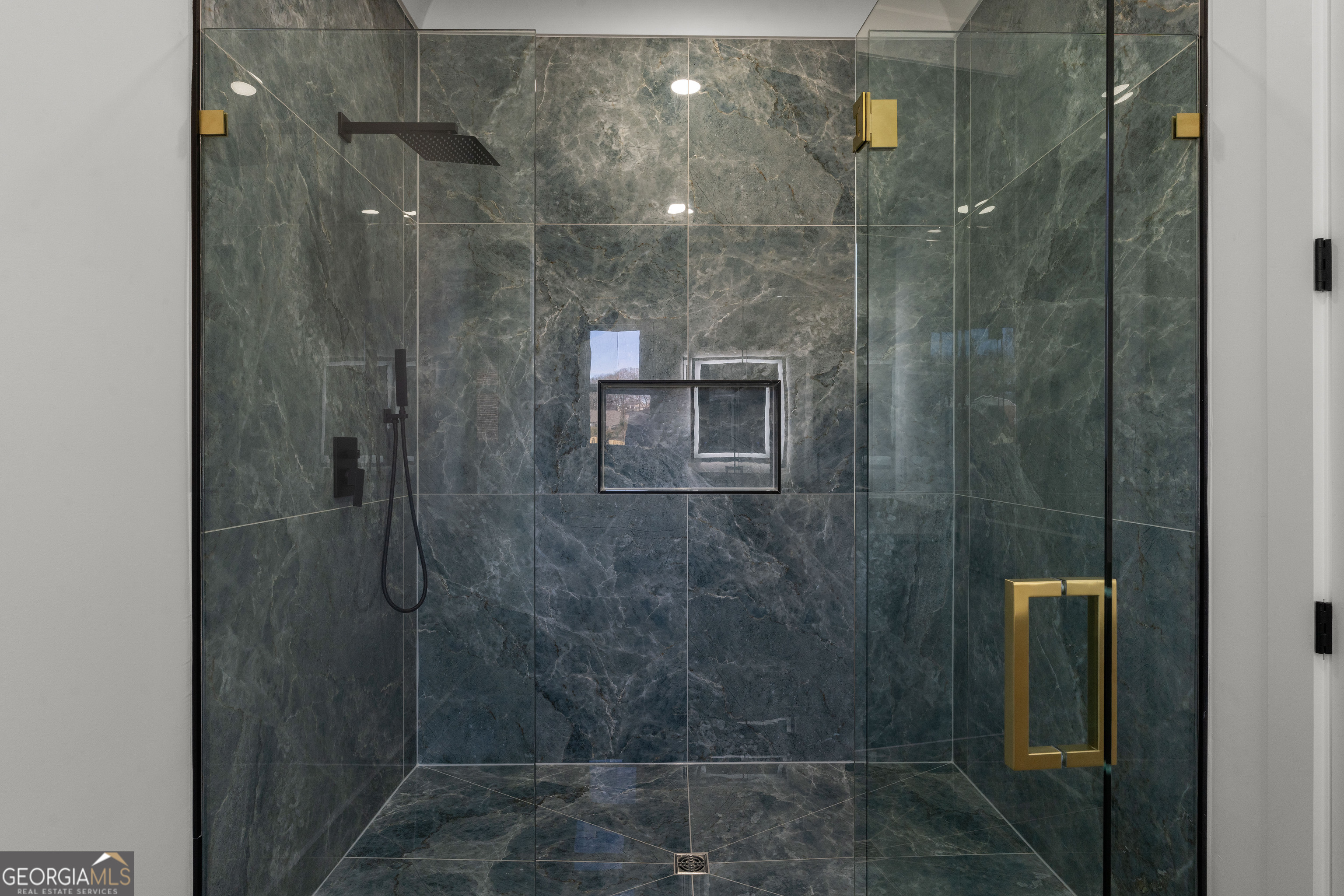 407 Thunder Road Buford, GA 30518 - Photo 104 of 133