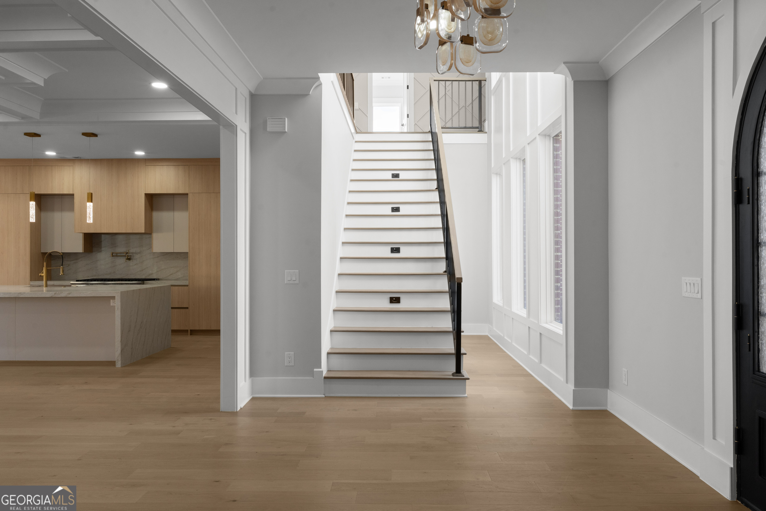 407 Thunder Road Buford, GA 30518 - Photo 17 of 133