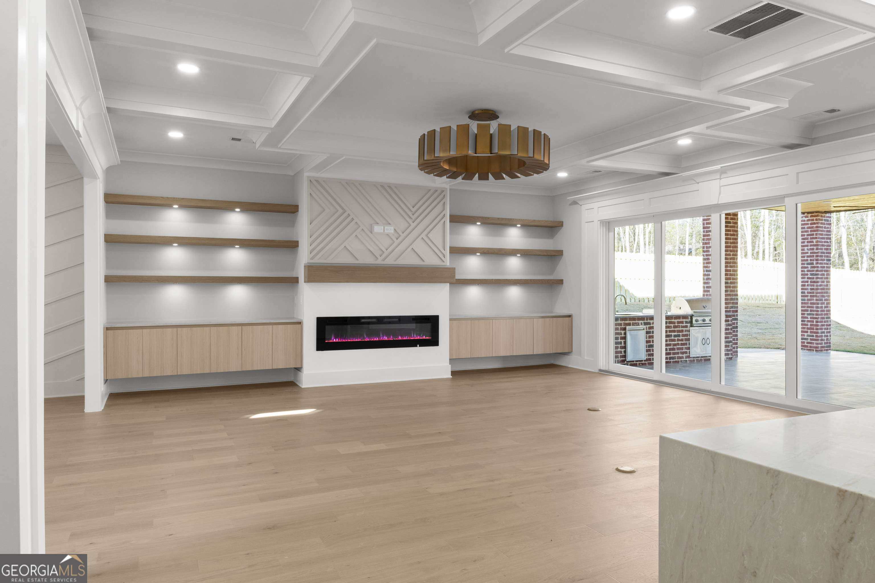 407 Thunder Road Buford, GA 30518 - Photo 23 of 133