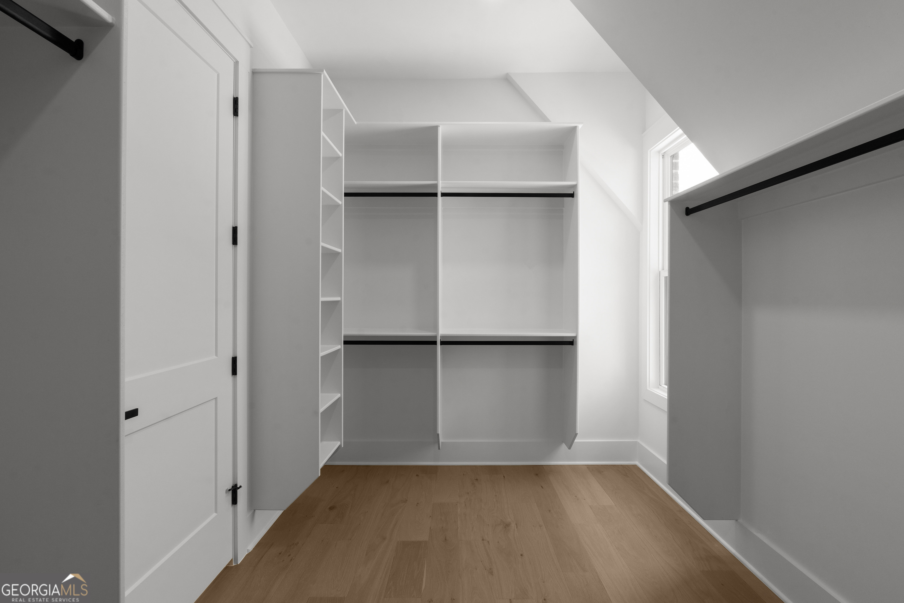 407 Thunder Road Buford, GA 30518 - Photo 91 of 133