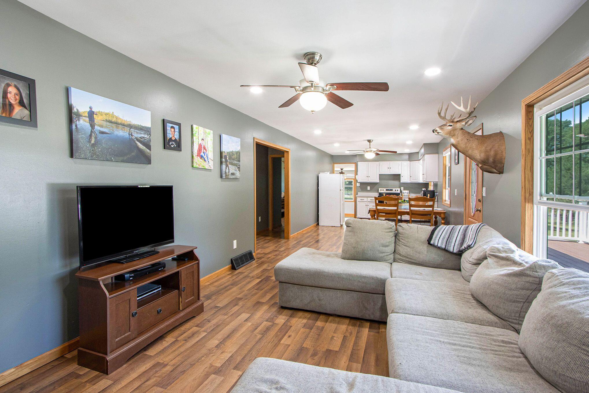 22680 R-Drive North Marshall, MI 49068 - Photo 5 of 21 4