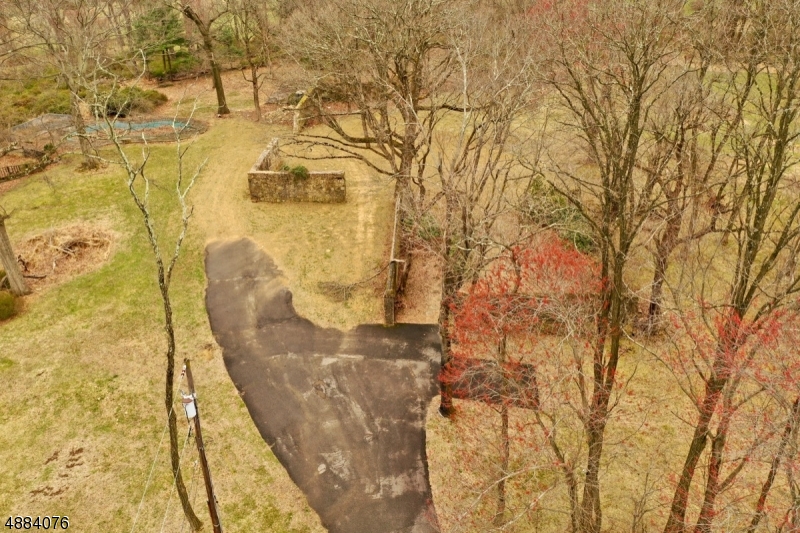 20 Dryden Road Bernardsville, NJ 07924 - Photo 5 of 11