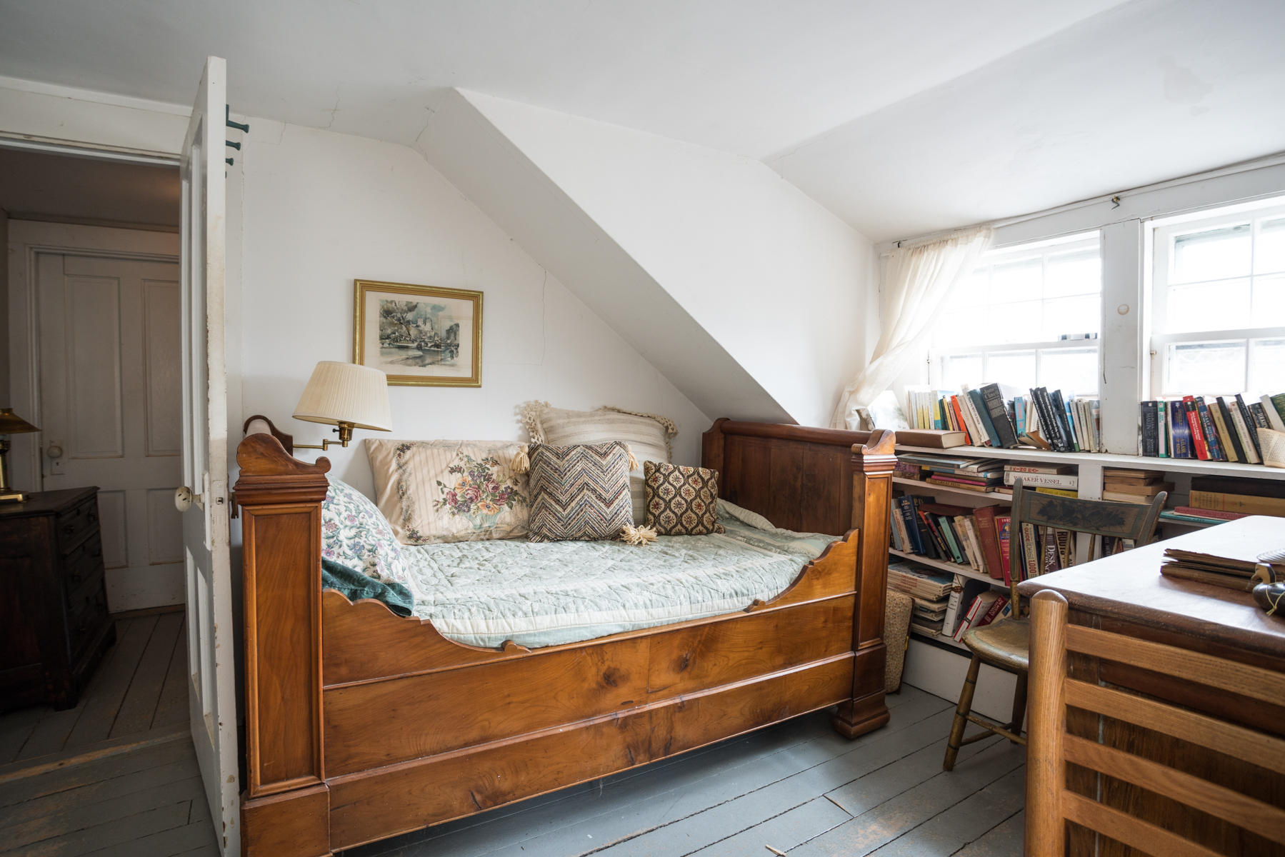 46 Namskaket Road Orleans, MA 02653 - Photo 26 of 35 a living room with furniture and a flat screen tv