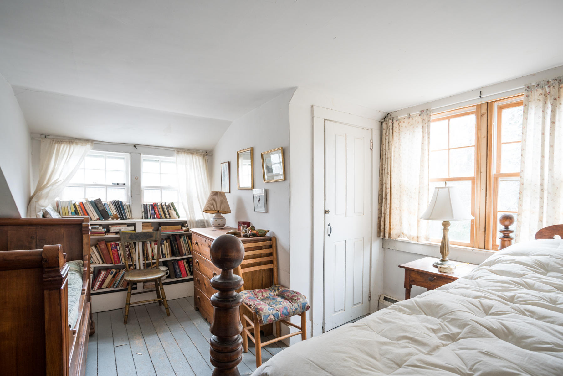 46 Namskaket Road Orleans, MA 02653 - Photo 29 of 35 a bed room with a bed and a chair