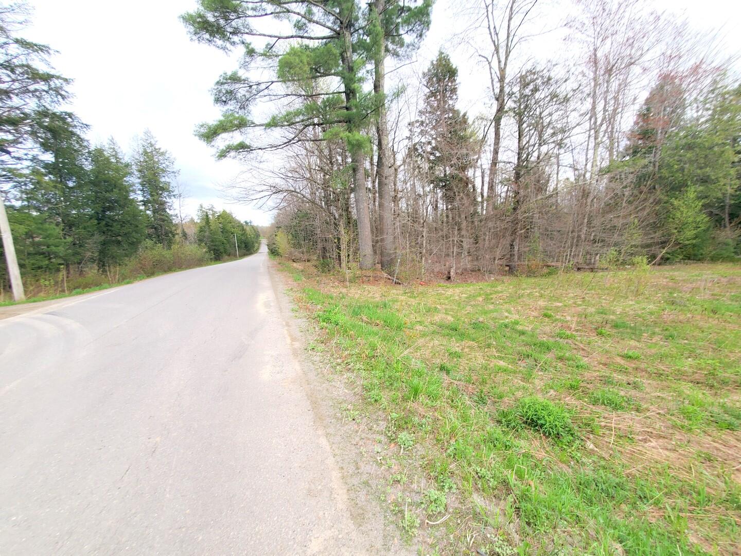 62 Shibles Road Knox, ME 04986 - Photo 9 of 35 5-8-25 Knox -063 b (Large)