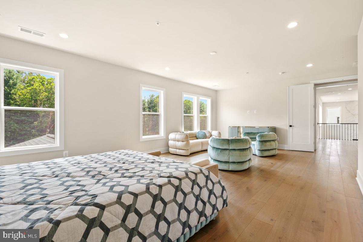 12321 Potomac Hunt Road North Potomac, MD 20878 - Photo 40 of 64