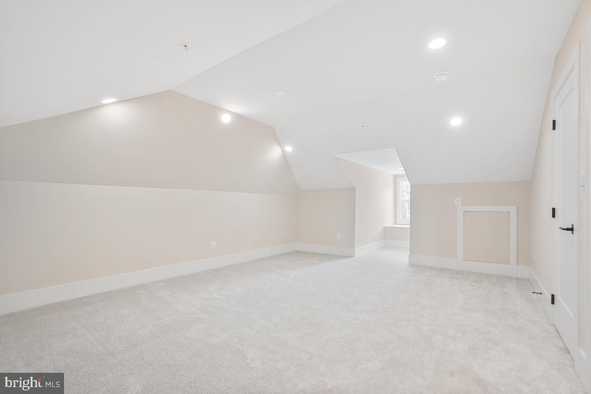 12321 Potomac Hunt Road North Potomac, MD 20878 - Photo 53 of 64