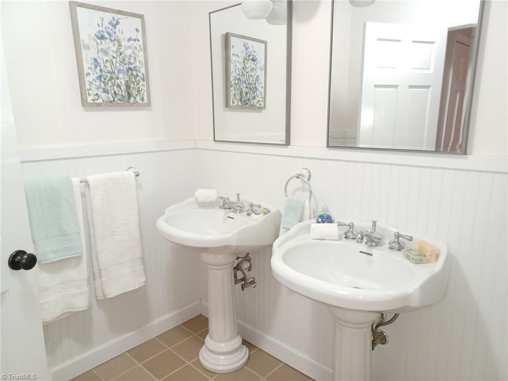 3121 Air Bellows Gap Road Sparta, NC 28675 - Photo 11 of 45 Gallery Image 11