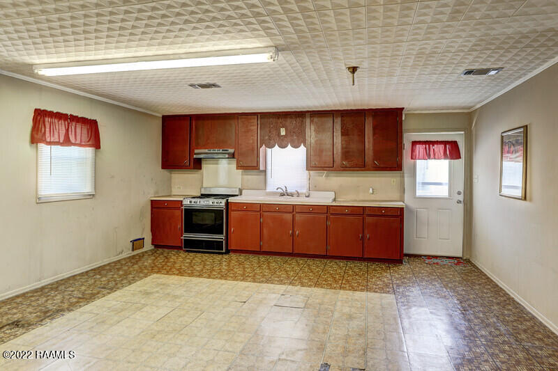 5504 Smith Road New Iberia, LA 70560 - Photo 18 of 25 Gallery Image 18