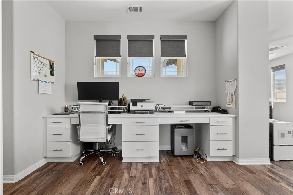 232 River Street Fillmore, CA 93015 - Photo 28 of 61 Office/study space with built in desk and bookcase