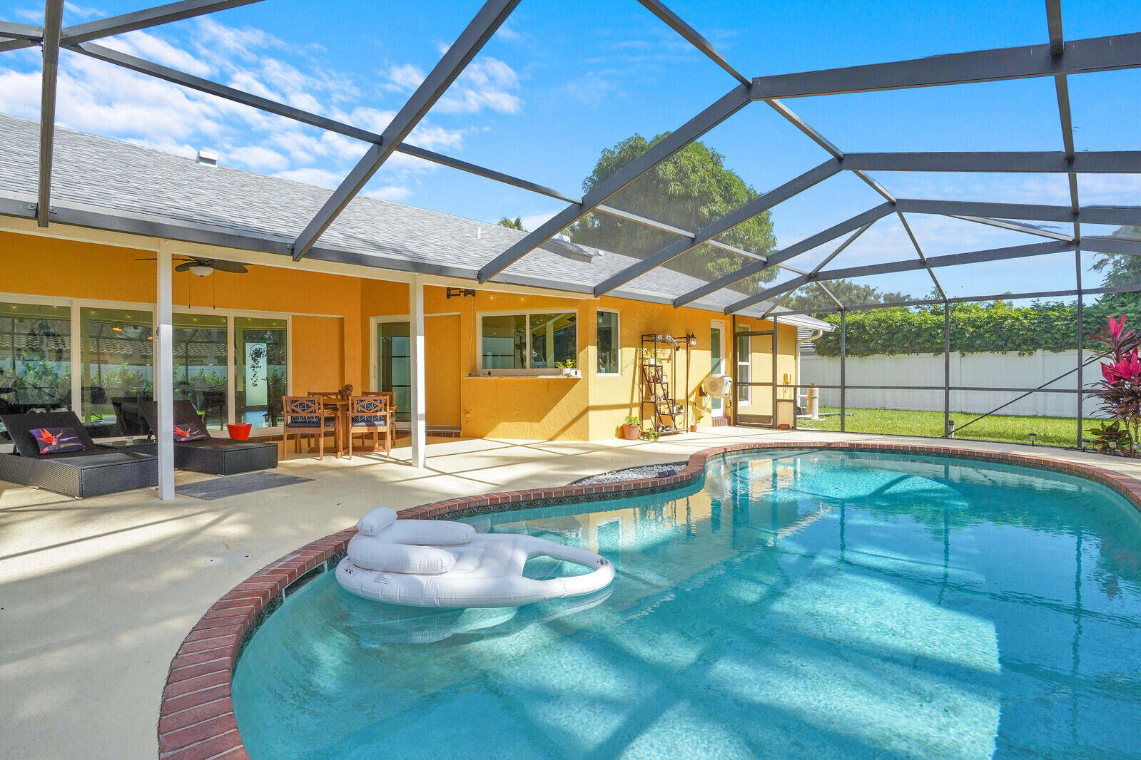 1224 Northwest 15th Street Boca Raton, FL 33486 - Photo 40 of 46 a swimming pool with view of lake