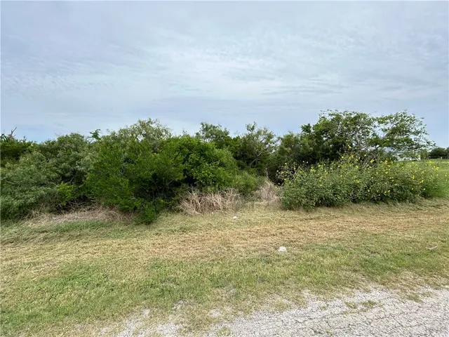 $30,000 | 1011 1st Street, Bayside, TX 78340