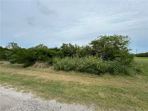 $30,000 | 1011 1st Street, Bayside, TX 78340
