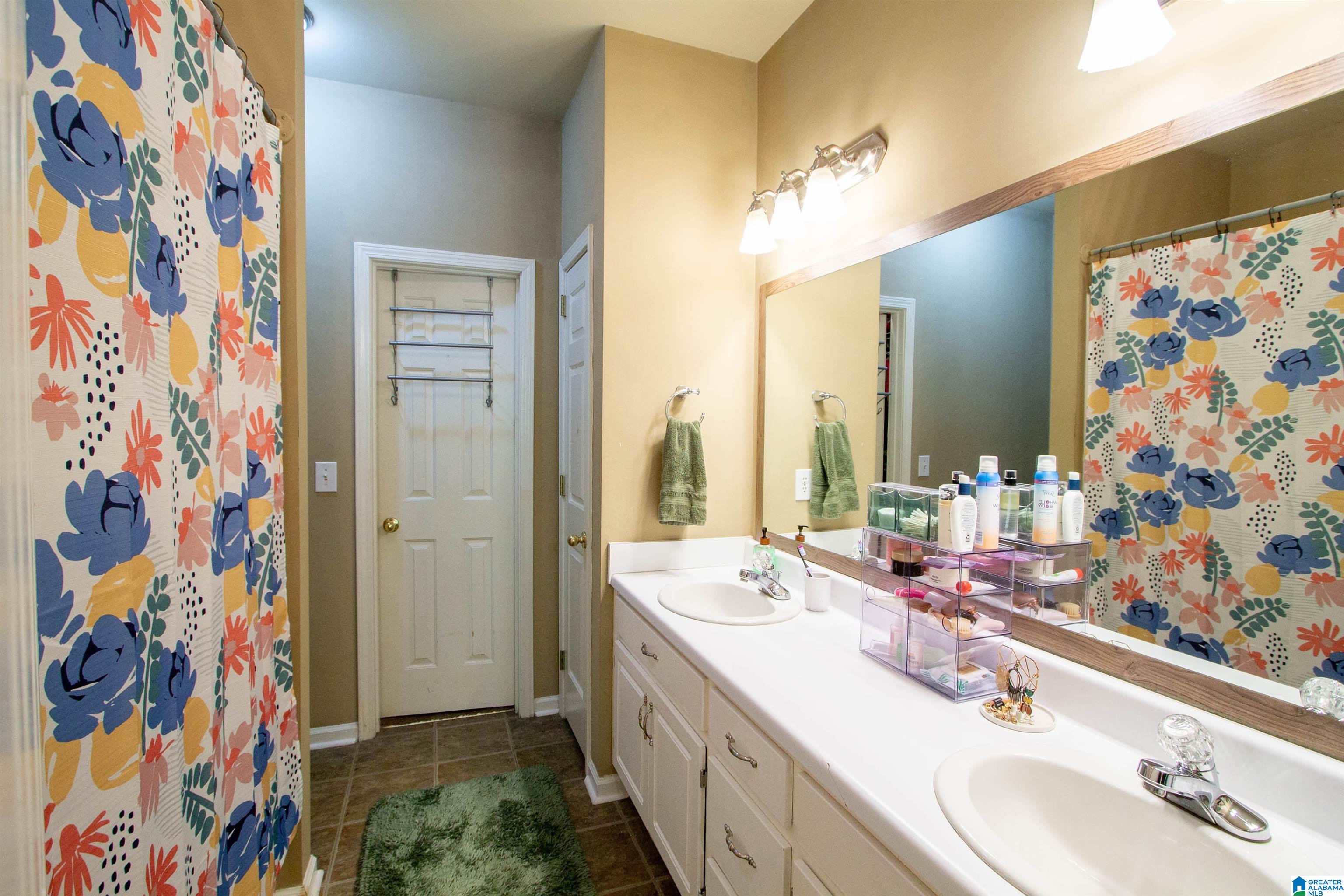 247 Cambrian Ridge Trail Pelham, AL 35124 - Photo 18 of 35