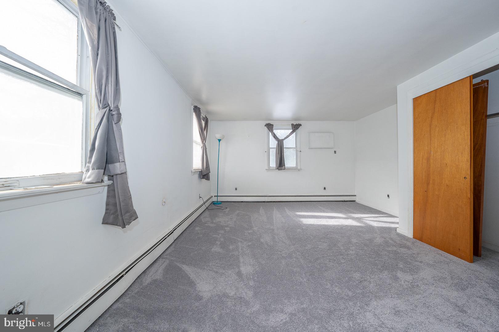 22 Delmont Road Newtown Square, PA 19073 - Photo 22 of 35 an empty room with windows