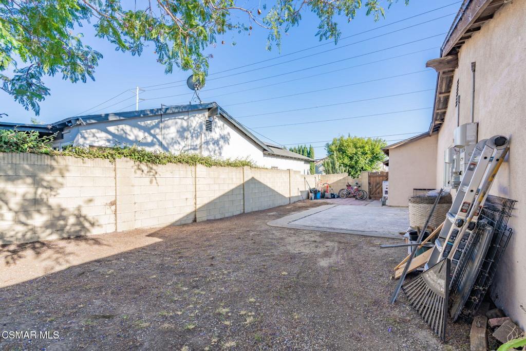 2145 Cochran Street Simi Valley, CA 93065 - Photo 34 of 38