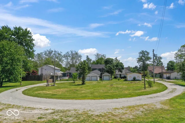 $315,000 | 110 West Water Street, Pendleton, IN 46064