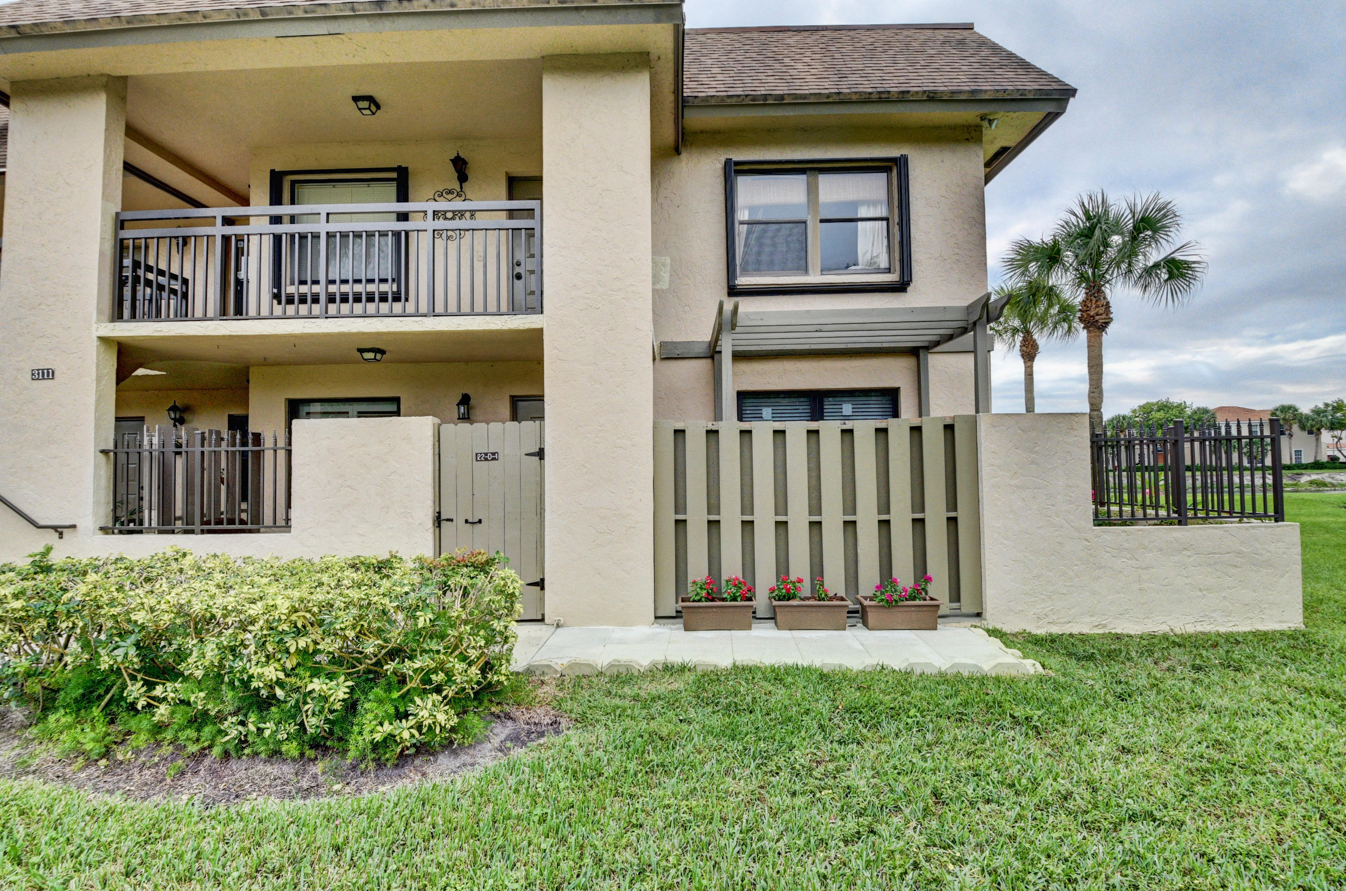 3111 Southwest 20th Terrace, Unit 22D1 Delray Beach, FL 33445 - Photo 19 of 23 Front of Unit