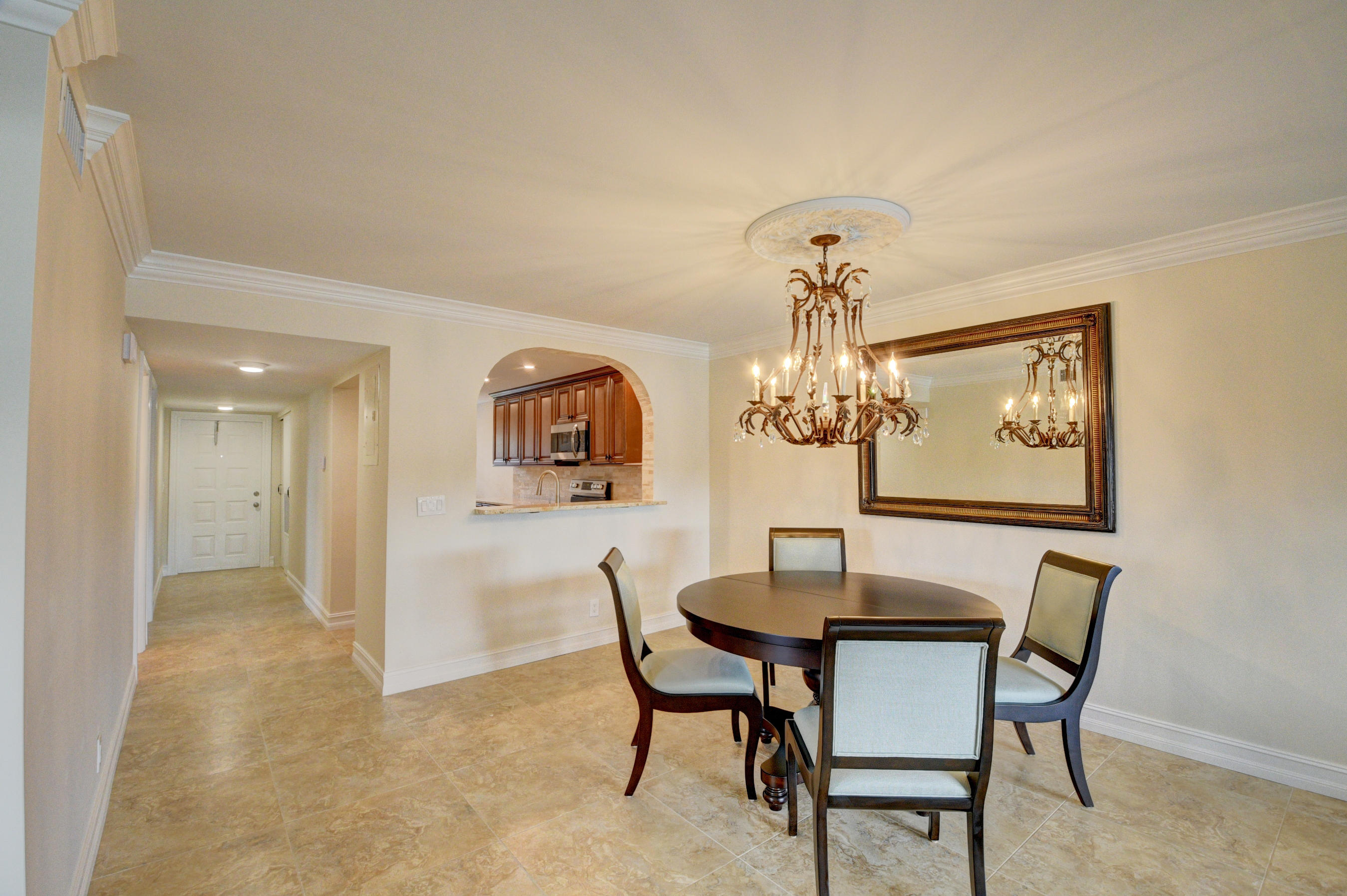 3111 Southwest 20th Terrace, Unit 22D1 Delray Beach, FL 33445 - Photo 6 of 23 Dining Area