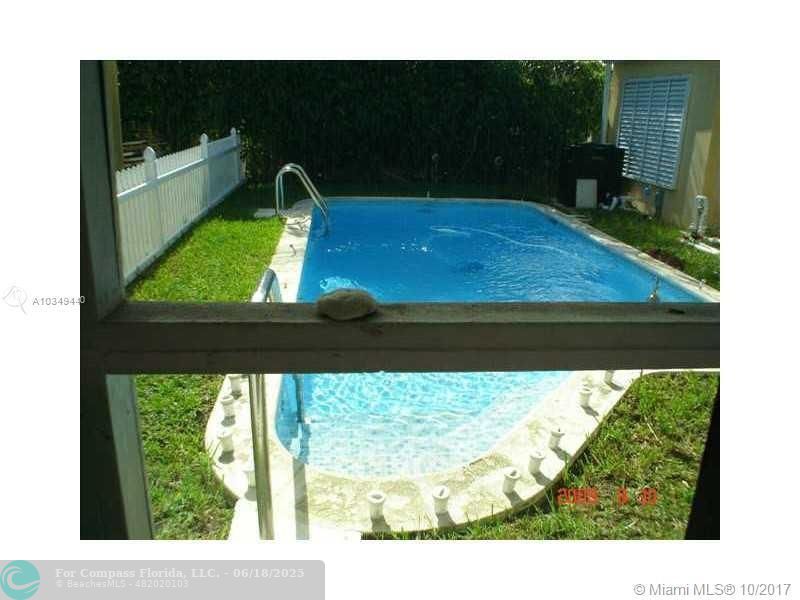 9324 Abbott Avenue Surfside, FL 33154 - Photo 21 of 33