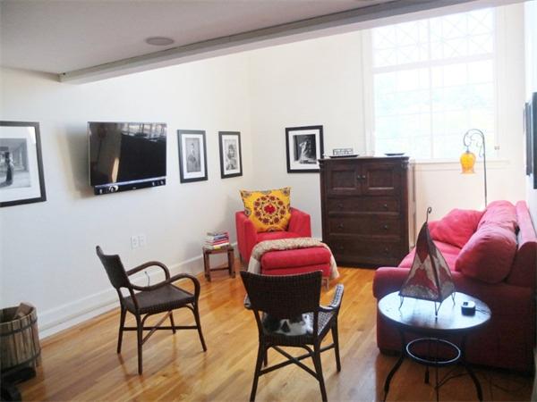 100 Pleasant Street, Unit 3A Marblehead, MA 01945 - Photo 3 of 17