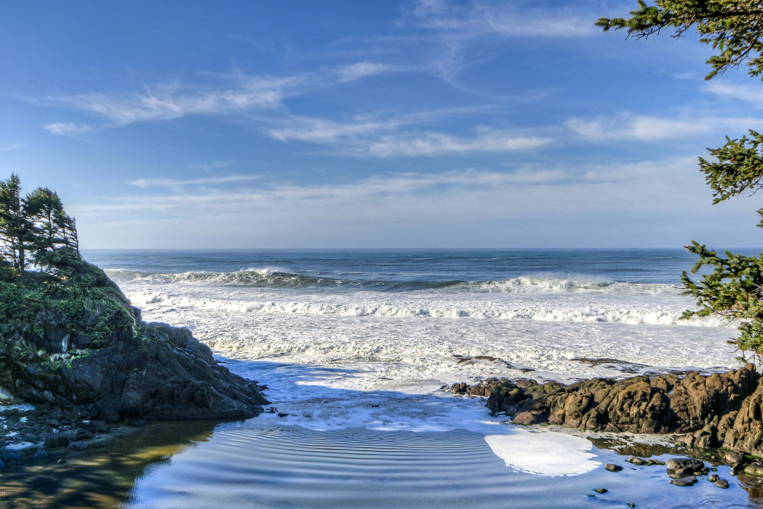 355 Midden Depoe Bay, OR 97341 - Photo 3 of 43 03-IMG_1508_09_10-Edit-1 (2)