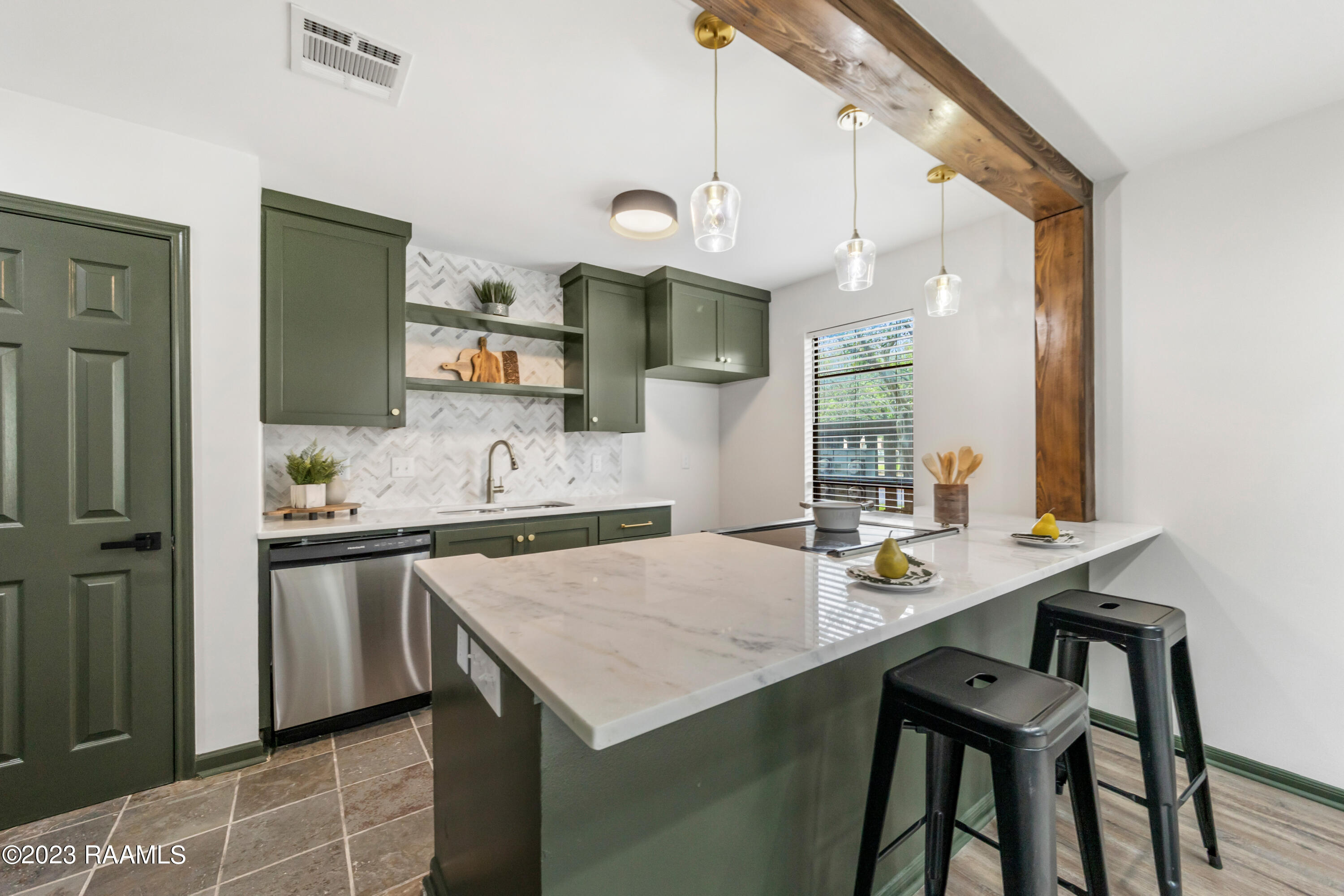 183 Steiner Road, Unit 114 Lafayette, LA 70508 - Photo 10 of 32 183Steiner#114-4-3