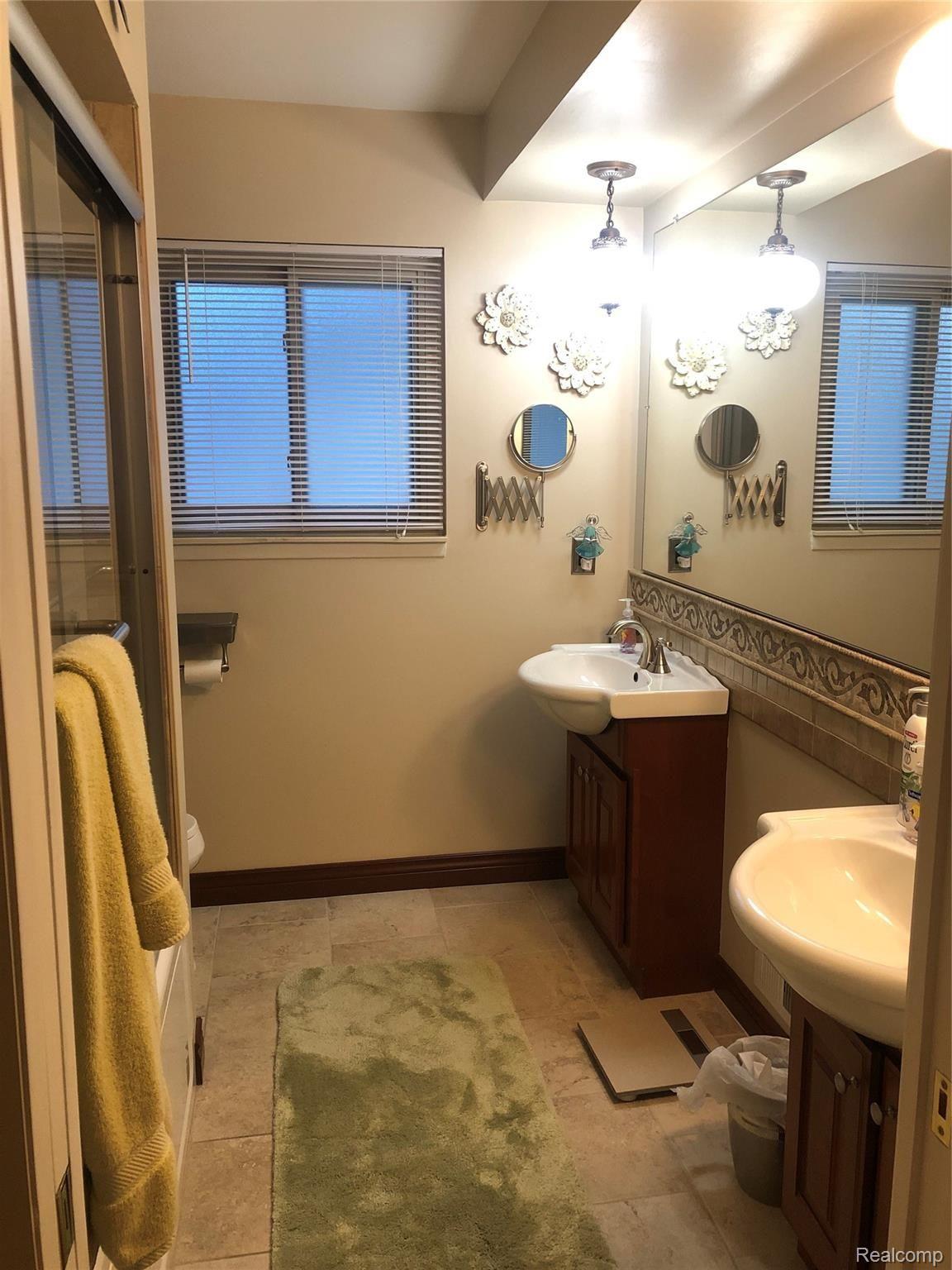 7345 Iron Gate Road Canton, MI 48187 - Photo 9 of 10 IMG_6502 2.jpg