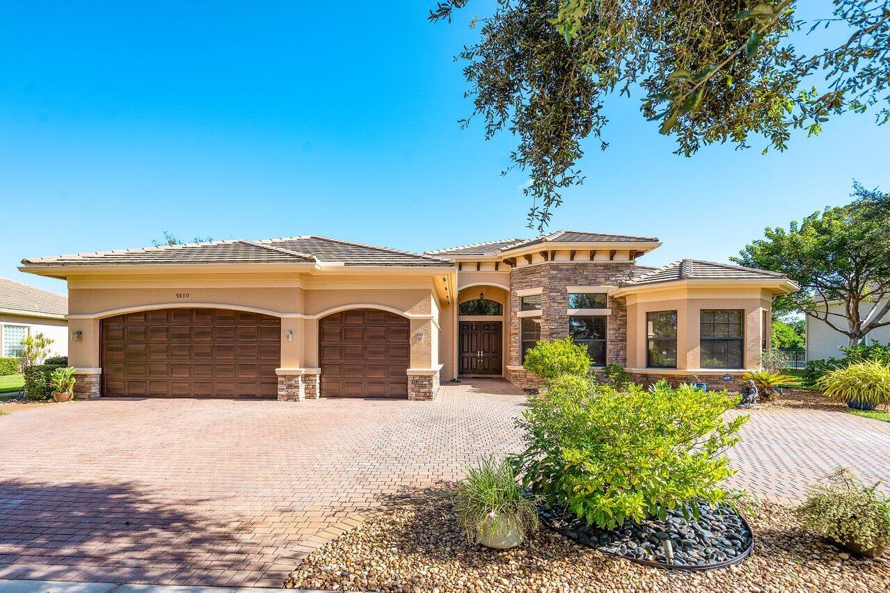 9830 Equus Circle Boynton Beach, FL 33472 - Photo 33 of 90 002-9830EquusCircle-BoyntonBeach-FL-3347