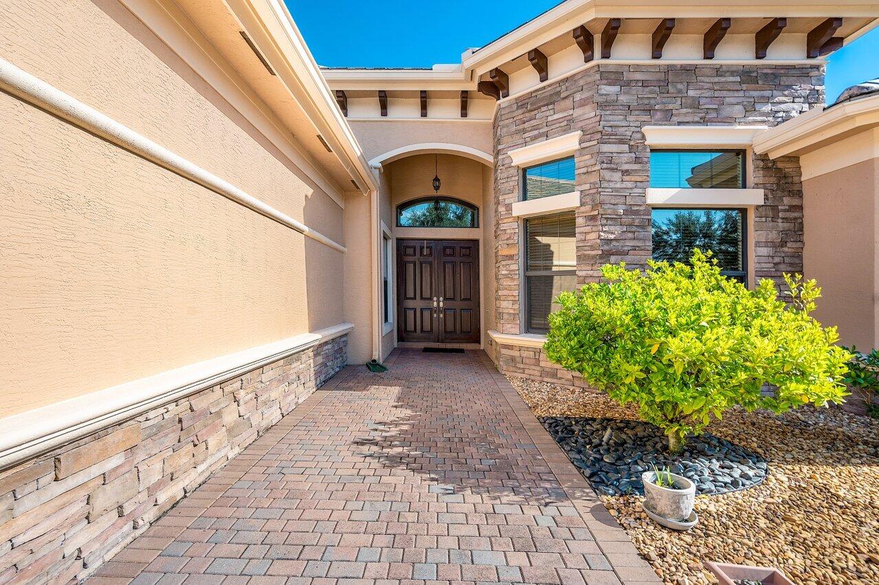 9830 Equus Circle Boynton Beach, FL 33472 - Photo 34 of 90 004-9830EquusCircle-BoyntonBeach-FL-3347