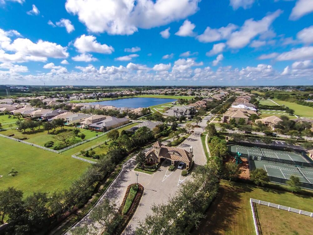 9830 Equus Circle Boynton Beach, FL 33472 - Photo 8 of 90 6F1B344B-A709-47FC-B8AD-1562C3FB4533