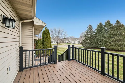 $380,000 | 213 Fairview Court, Unit 50, Waunakee, WI 53597