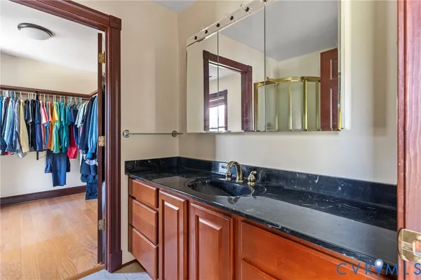 $889,000 | 101 North Lake Drive, Hartfield, VA 23071